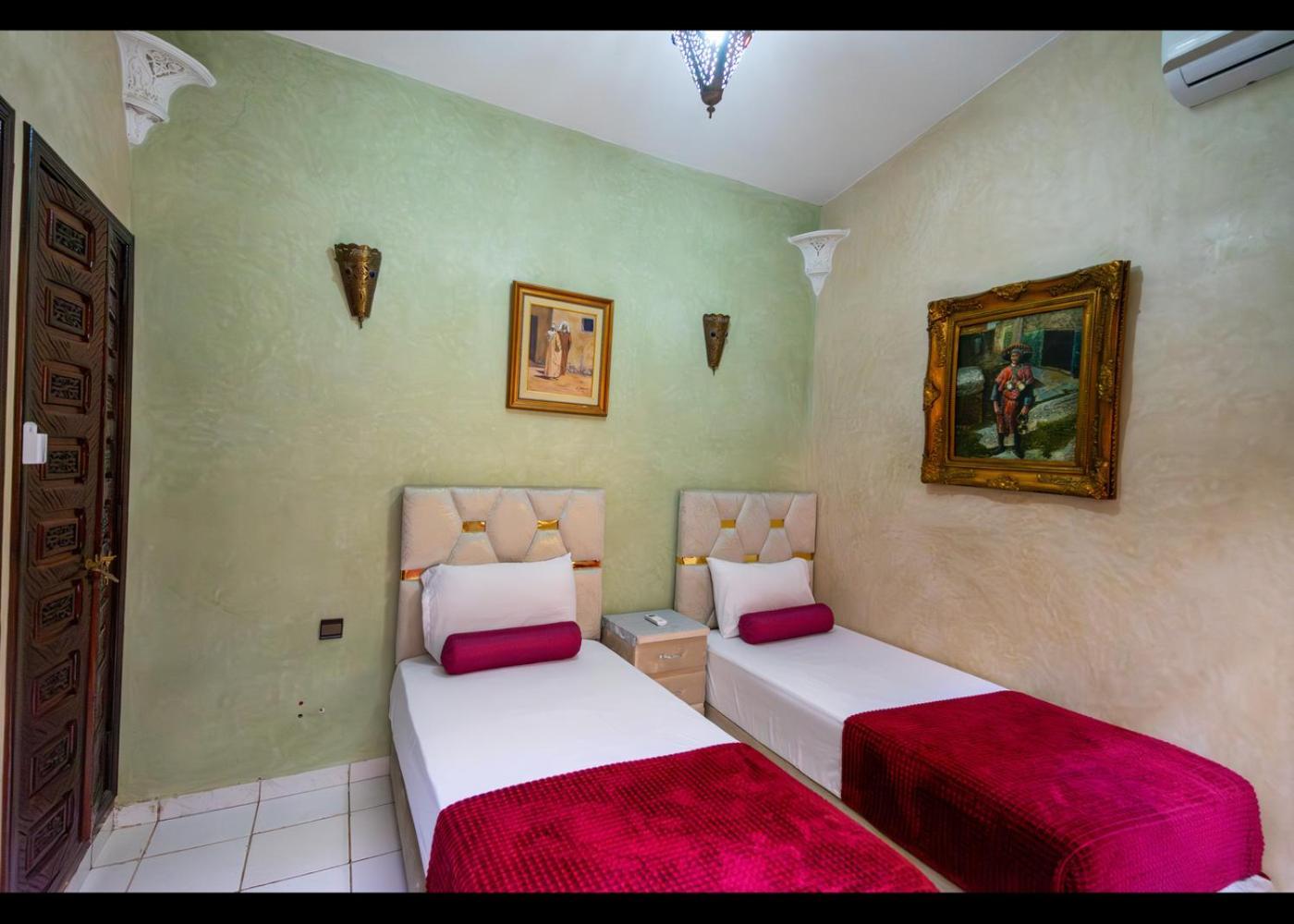Riad Kamal Luxe Authentique Avec 3 Piscines Au Coeur De Marrakech (Adults Only) Marrakesh Exterior photo