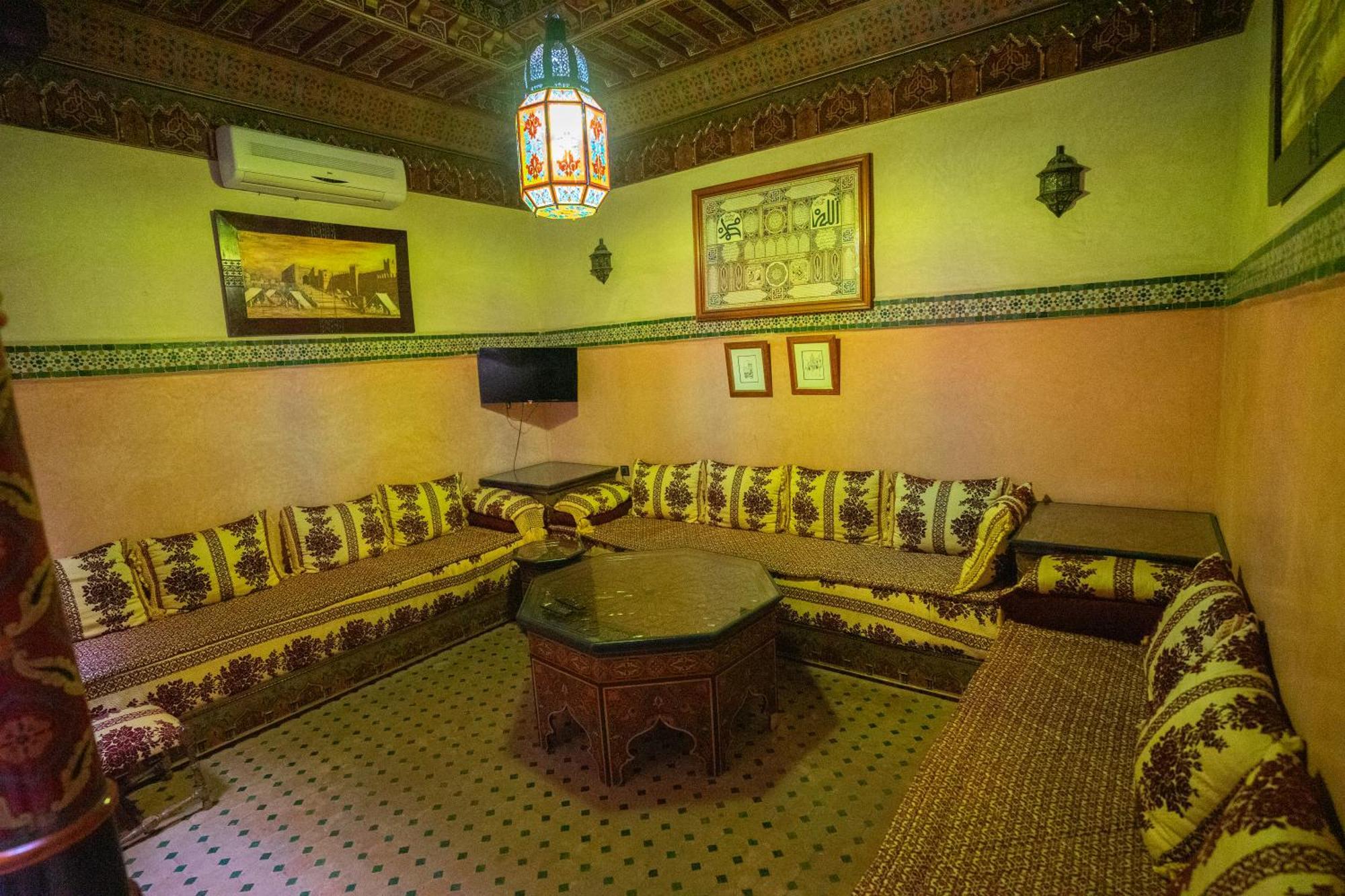 Riad Kamal Luxe Authentique Avec 3 Piscines Au Coeur De Marrakech (Adults Only) Marrakesh Exterior photo